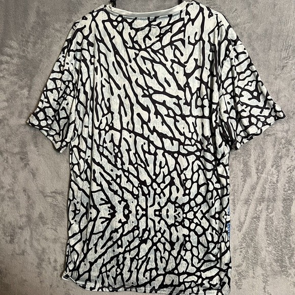 New Legend #23 GS 115 Mens All Over Print Graphic T-shirt Size Large - Picture 6 of 10